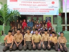 Ketua Yayasan, Kepala Sekolah, Guru, beserta siswa/siswi partisipan Japan Day