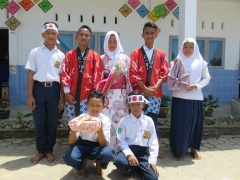 Tutorial pemakaian Yukata dan Happi (pakaian tradisional Jepang) serta furoshiki